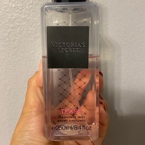 Victoria’s Secret- Tease